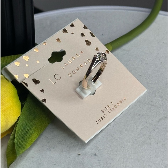 Lauren Conrad Rose Gold CZ Pave Heart Ring Size 7 only - Picture 2 of 5